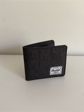 Herschel Roy Wallet